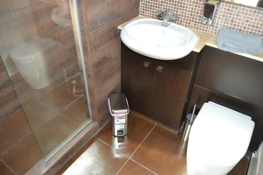 Sea Star 1 Apartment Larnaca